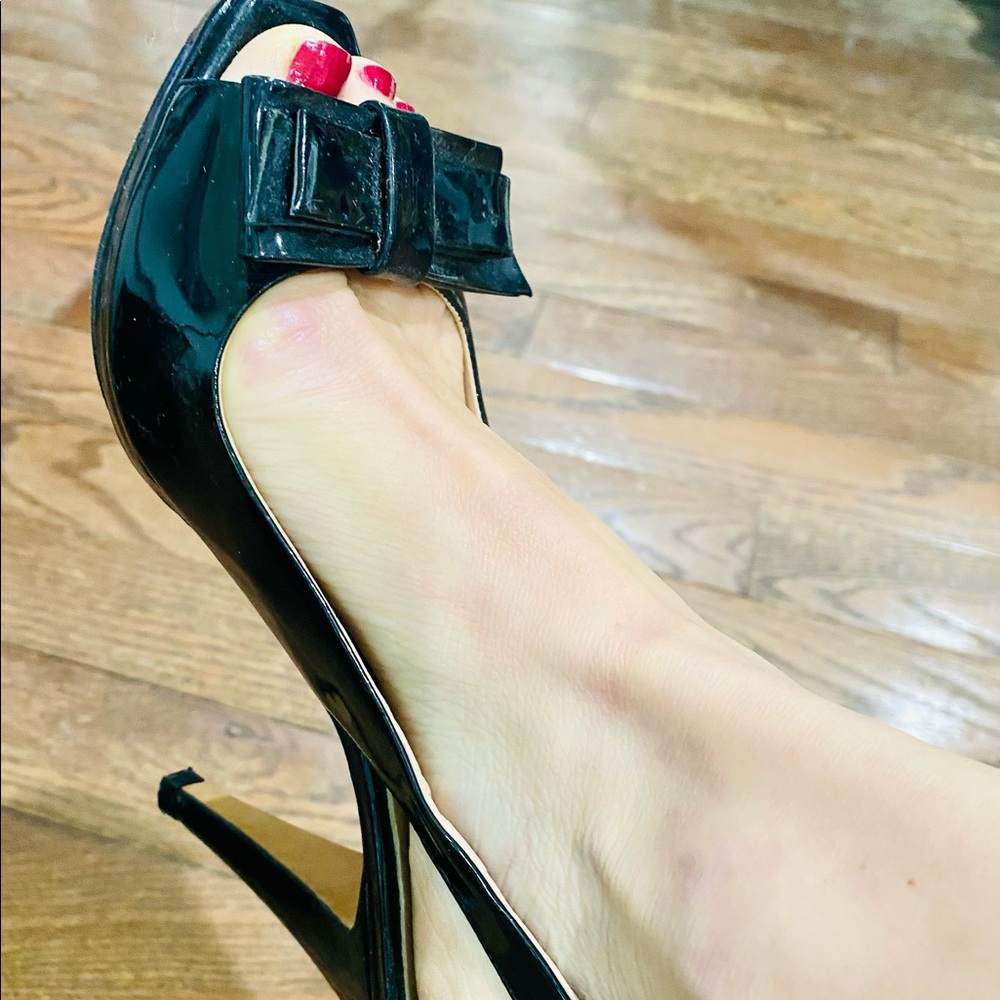 Italian Designer patent leather open toe platform sligbacks
